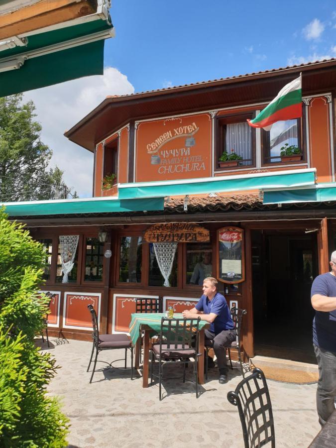 Chuchura Family Hotel Koprivshtitsa Buitenkant foto