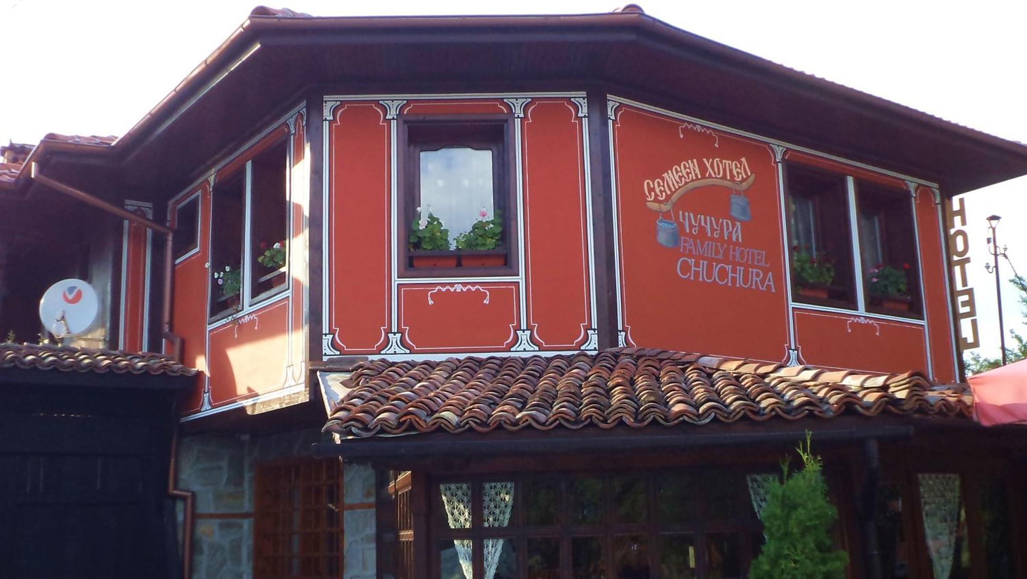 Chuchura Family Hotel Koprivshtitsa Buitenkant foto